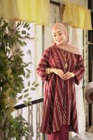 RANIA MAROON