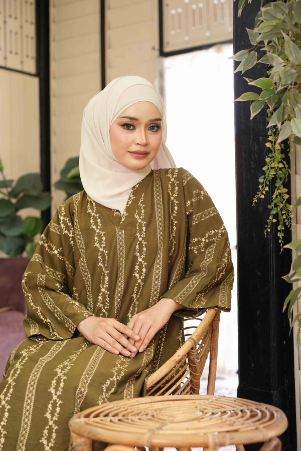 RANIA GREEN